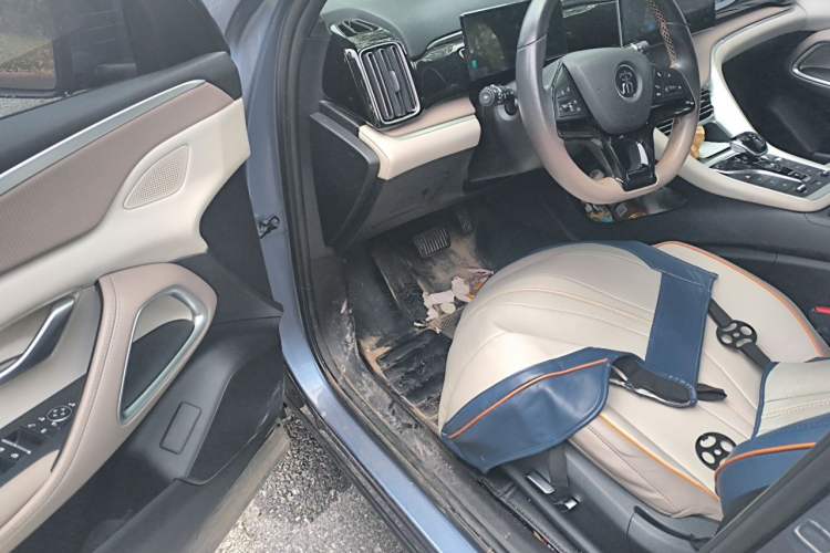 Used BYD Song Pro New Energy 2023 Champion Edition DM-i 110KM Beyond Model Driver Seat