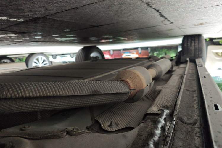 Used BYD Song Pro New Energy 2023 Champion Edition DM-i 110KM Excellence Model Chassis Front Right
