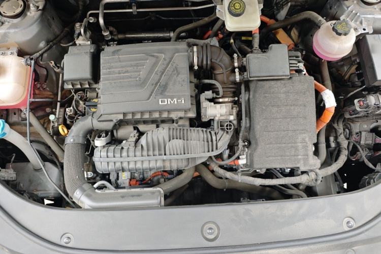 Used BYD Song Pro New Energy 2023 Champion Edition DM-i 110KM Excellence Model Engine Bay