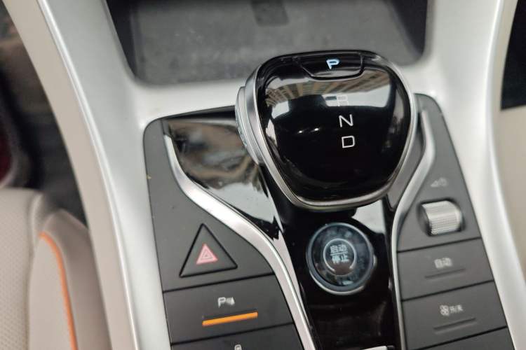 Used BYD Song Pro New Energy 2023 Champion Edition DM-i 110KM Excellence Model Gear Lever