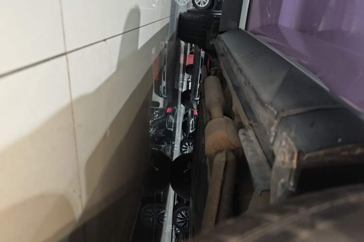 Used BYD Song Pro New Energy 2023 Champion Edition DM-i 110KM Beyond Model Right Side Sill