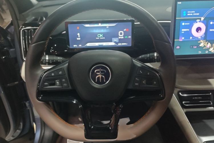 Used BYD Song Pro New Energy 2023 Champion Edition DM-i 110KM Beyond Model Steering Wheel