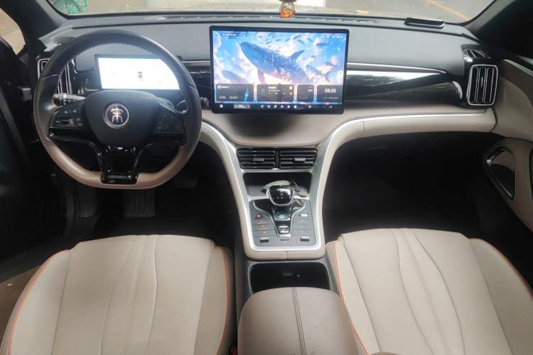 Used BYD Song Pro New Energy 2023 Champion Edition DM-i 110KM Excellence Model Center Console