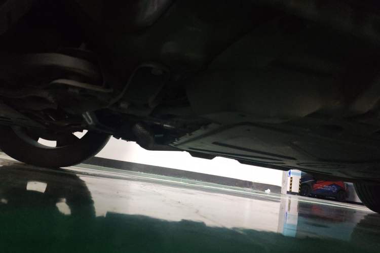 Used BYD Song Pro New Energy 2023 Champion Edition DM-i 110KM Excellence Model Chassis Front Left