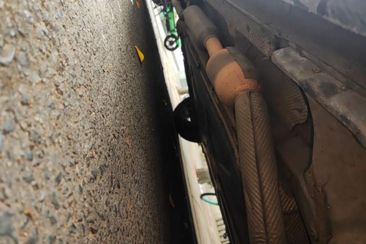 Used BYD Song Pro New Energy 2023 Champion Edition DM-i 110KM Excellence Model Chassis Front Right