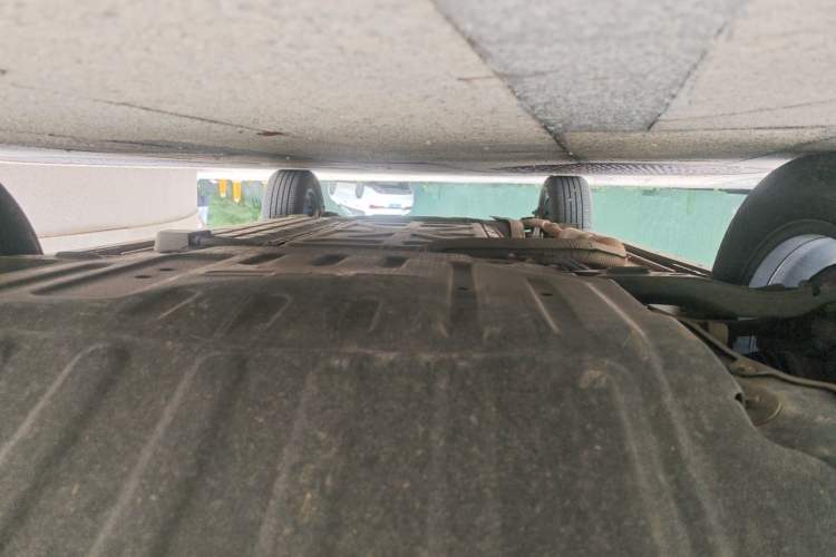 Used BYD Song Pro New Energy 2023 Champion Edition DM-i 71KM Navigation Model Chassis Front