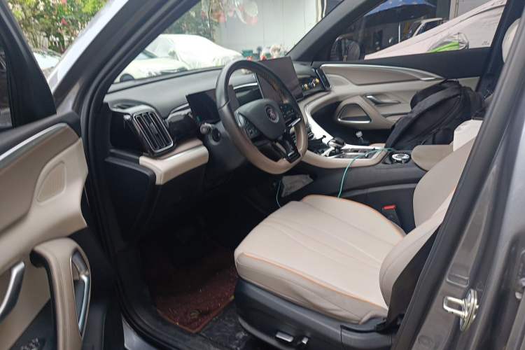 Used BYD Song Pro New Energy 2023 Champion Edition DM-i 110KM Beyond Model Driver Seat