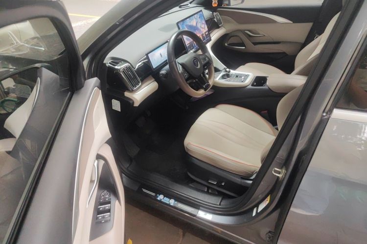Used BYD Song Pro New Energy 2023 Champion Edition DM-i 110KM Excellence Model Driver Seat