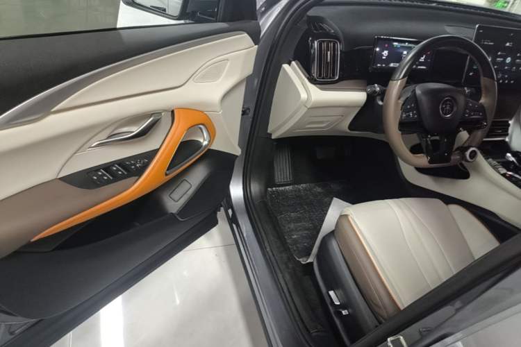 Used BYD Song Pro New Energy 2023 Champion Edition DM-i 110KM Excellence Model Driver Seat
