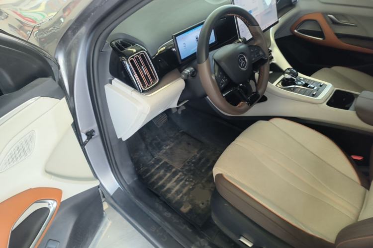 Used BYD Song Pro New Energy 2023 Champion Edition DM-i 110KM Excellence Model Driver Seat