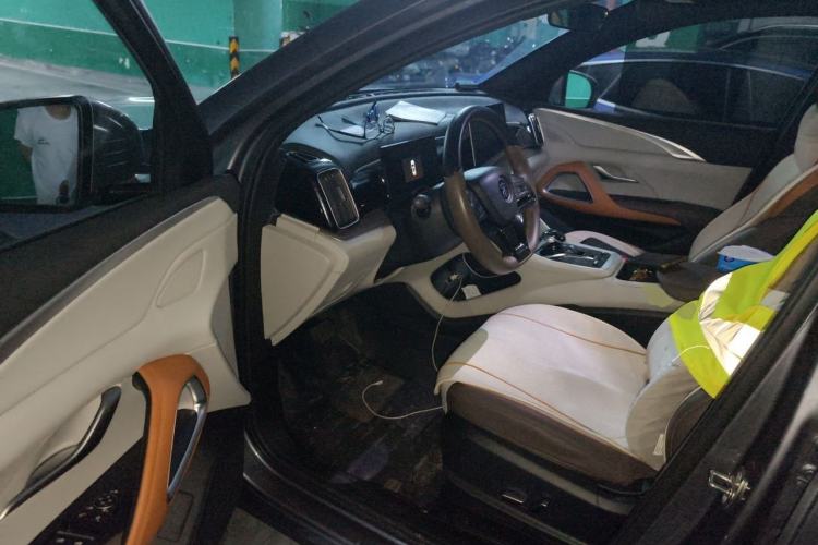 Used BYD Song Pro New Energy 2023 Champion Edition DM-i 71KM Leading Model Driver Seat