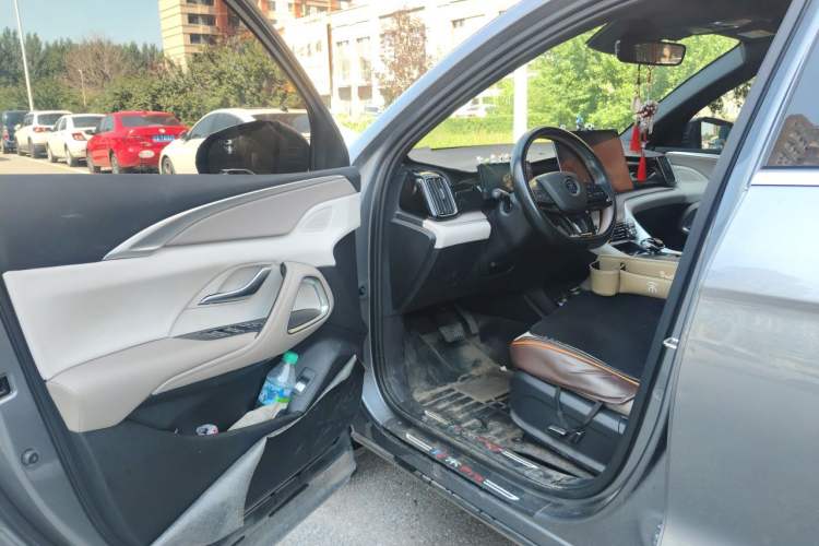 Used BYD Song Pro New Energy 2023 Champion Edition DM-i 110KM Excellence Model Driver Seat