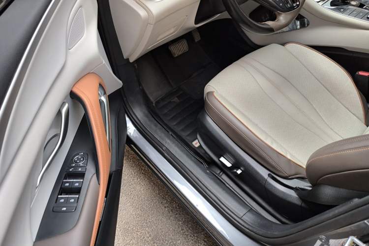 Used BYD Song Pro New Energy 2023 Champion Edition DM-i 110KM Excellence Model Driver Seat