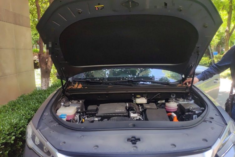 Used BYD Song Pro New Energy 2023 Champion Edition DM-i 110KM Excellence Model Engine Bay
