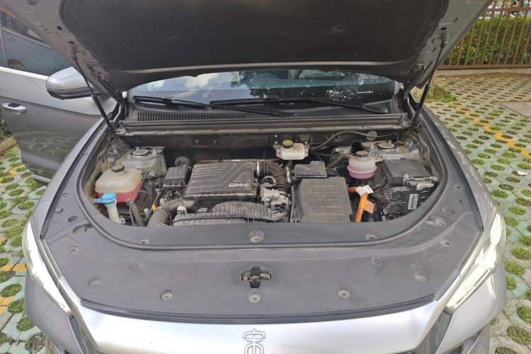 Used BYD Song Pro New Energy 2023 Champion Edition DM-i 71KM Leading Model Engine Bay