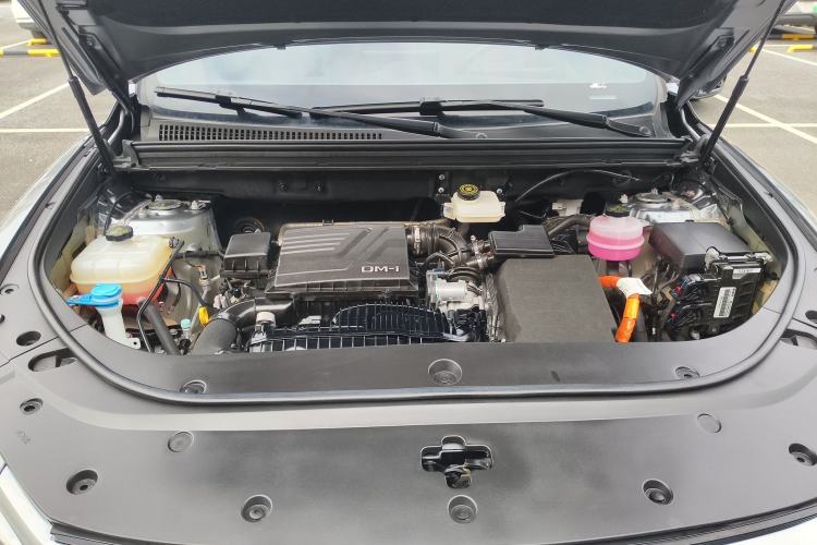 Used BYD Song Pro New Energy 2023 Champion Edition DM-i 71KM Navigation Model Engine Bay