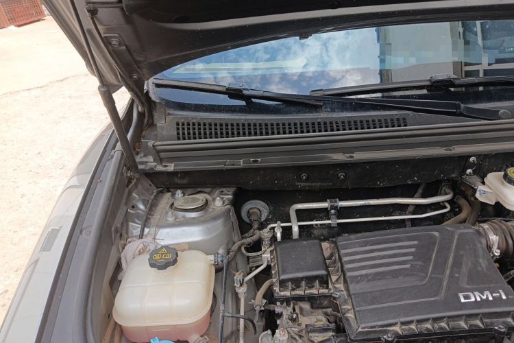 Used BYD Song Pro New Energy 2023 Champion Edition DM-i 110KM Excellence Model Engine Bay Right