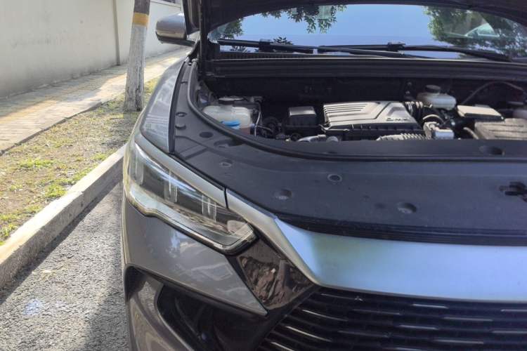 Used BYD Song Pro New Energy 2023 Champion Edition DM-i 110KM Excellence Model Engine Bay Right