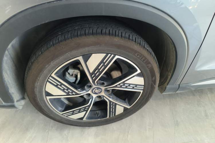Used BYD Song Pro New Energy 2023 Champion Edition DM-i 110KM Excellence Model Exterior 4