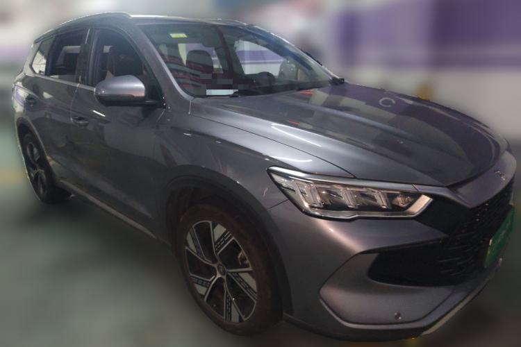 Used BYD Song Pro New Energy 2023 Champion Edition DM-i 110KM Excellence Model Front Right 45 Deg