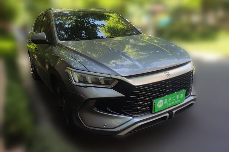 Used BYD Song Pro New Energy 2023 Champion Edition DM-i 110KM Excellence Model Front Right 45 Deg
