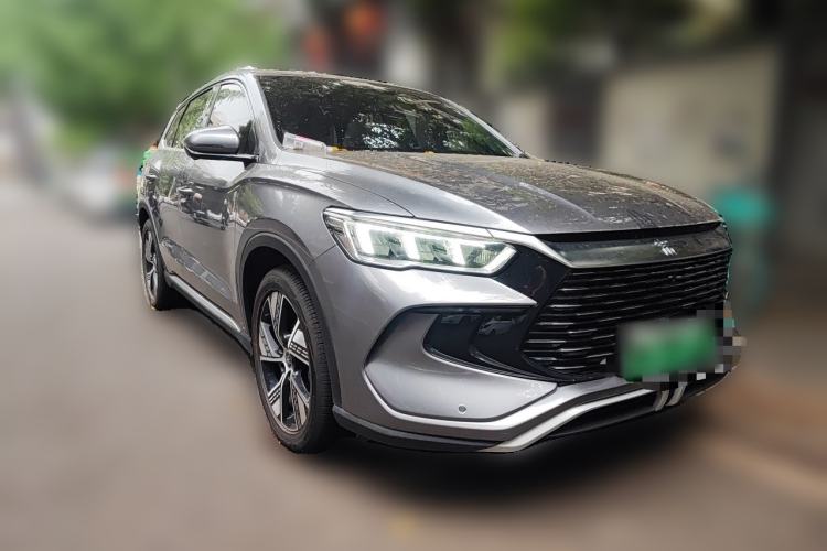 Used BYD Song Pro New Energy 2023 Champion Edition DM-i 110KM Excellence Model Front Right 45 Deg