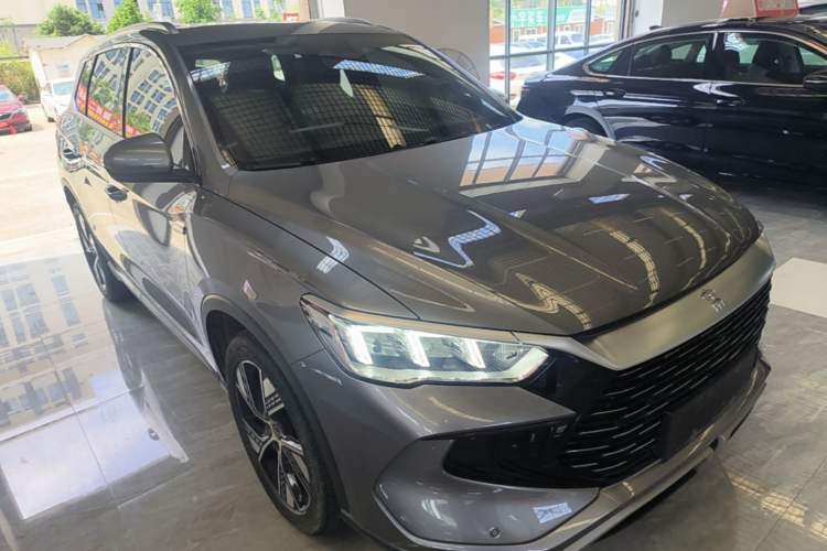 Used BYD Song Pro New Energy 2023 Champion Edition DM-i 110KM Excellence Model Front Right 45 Deg