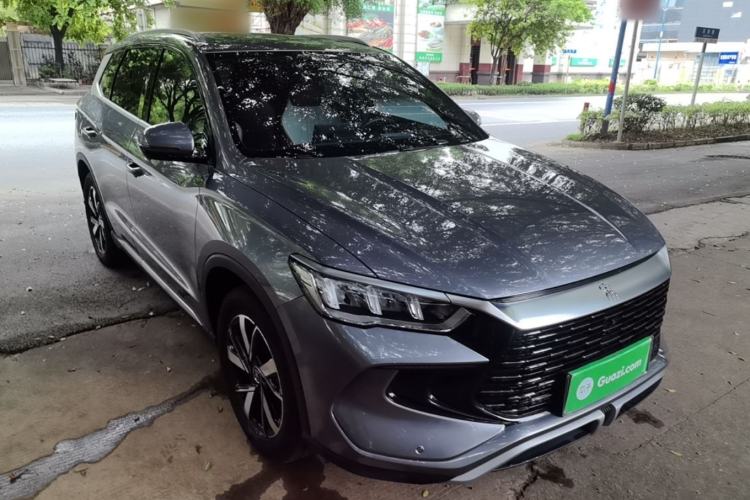 Used BYD Song Pro New Energy 2023 Champion Edition DM-i 110KM Beyond Model Front Right 45 Deg