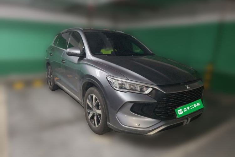 Used BYD Song Pro New Energy 2023 Champion Edition DM-i 71KM Leading Model Front Right 45 Deg