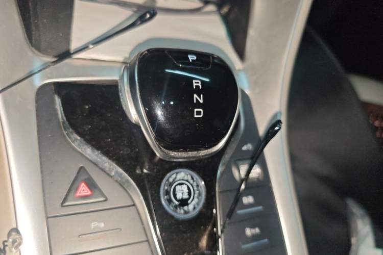 Used BYD Song Pro New Energy 2023 Champion Edition DM-i 110KM Excellence Model Gear Lever