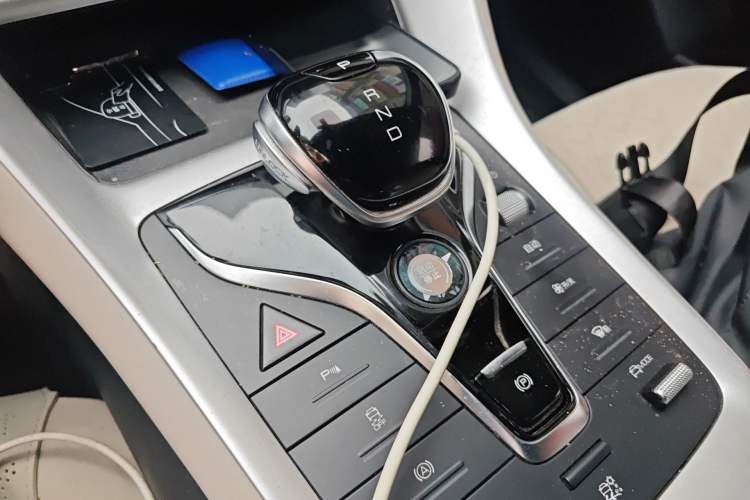 Used BYD Song Pro New Energy 2023 Champion Edition DM-i 71KM Leading Model Gear Lever