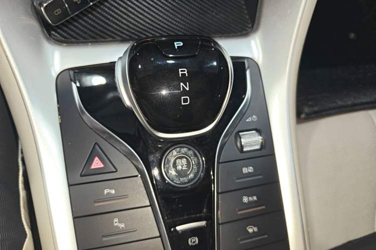 Used BYD Song Pro New Energy 2023 Champion Edition DM-i 110KM Excellence Model Gear Lever