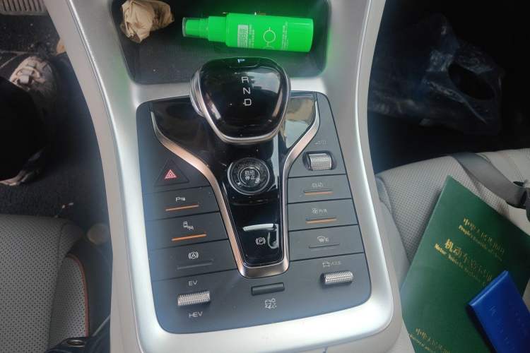Used BYD Song Pro New Energy 2023 Champion Edition DM-i 110KM Excellence Model Gear Lever