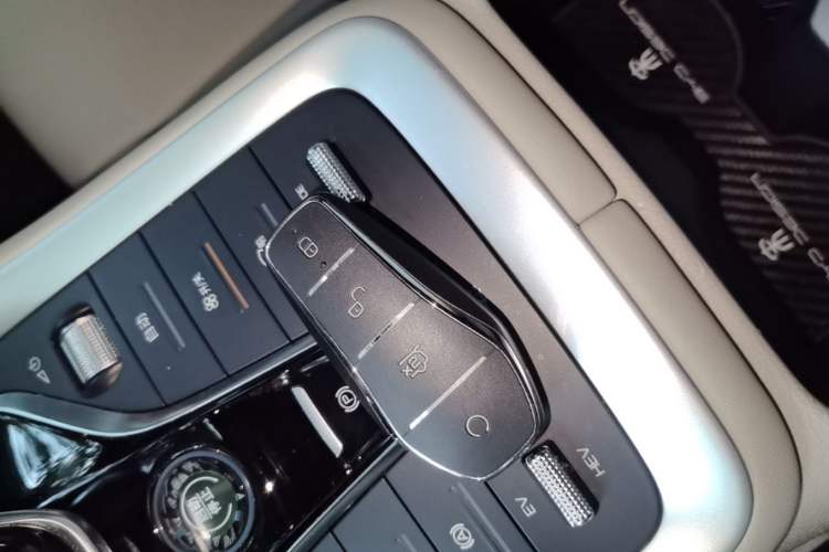 Used BYD Song Pro New Energy 2023 Champion Edition DM-i 110KM Beyond Model Interior 1
