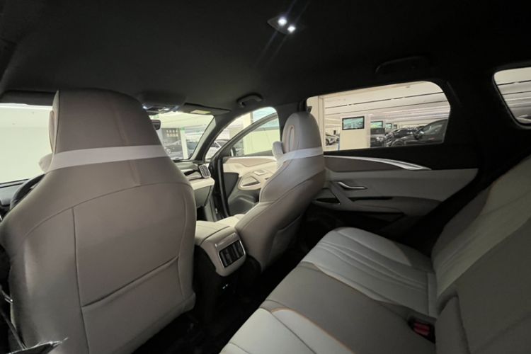 Used BYD Song Pro New Energy 2023 Champion Edition DM-i 71KM Navigation Model Interior 3