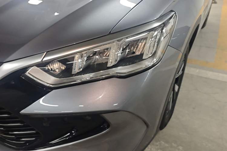 Used BYD Song Pro New Energy 2023 Champion Edition DM-i 110KM Beyond Model Left Front Headlight