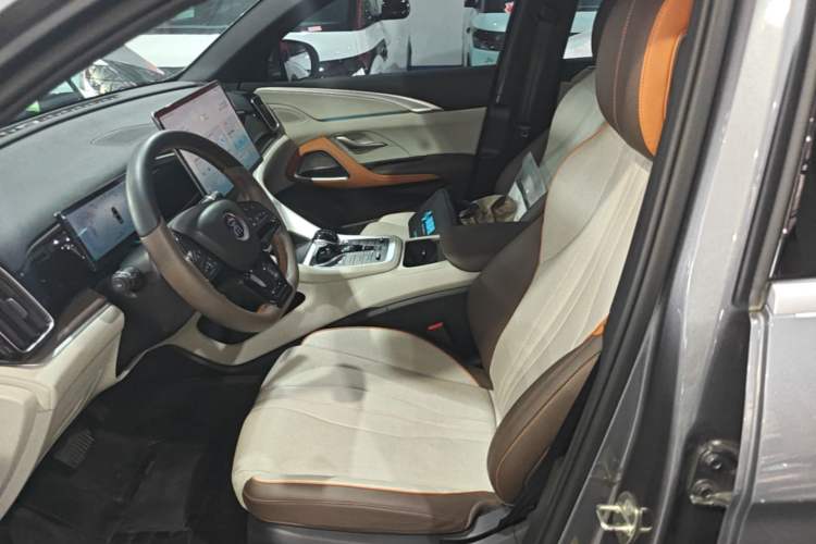 Used BYD Song Pro New Energy 2023 Champion Edition DM-i 110KM Excellence Model Left Front Seat