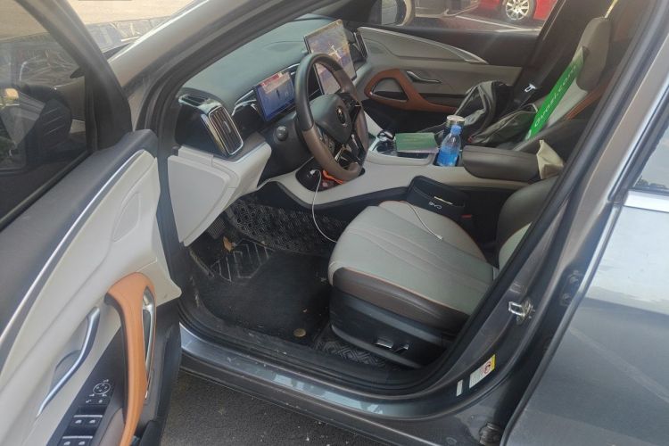 Used BYD Song Pro New Energy 2023 Champion Edition DM-i 110KM Excellence Model Left Front Seat