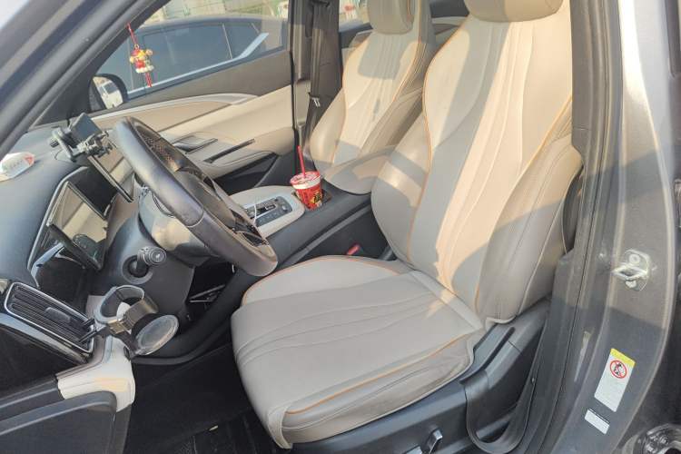 Used BYD Song Pro New Energy 2023 Champion Edition DM-i 110KM Beyond Model Left Front Seat