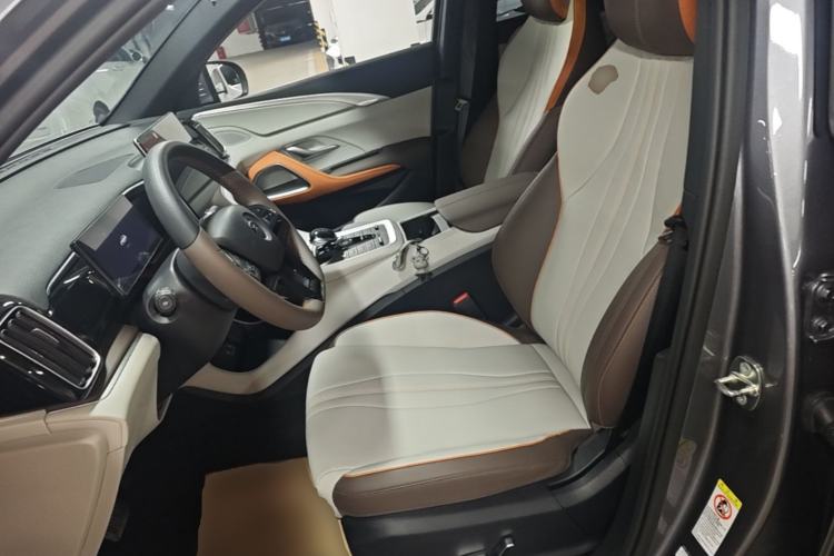 Used BYD Song Pro New Energy 2023 Champion Edition DM-i 110KM Beyond Model Left Front Seat