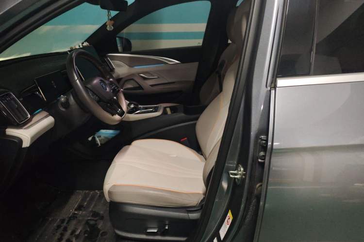 Used BYD Song Pro New Energy 2023 Champion Edition DM-i 110KM Excellence Model Left Front Seat