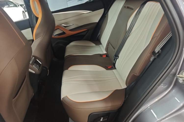 Used BYD Song Pro New Energy 2023 Champion Edition DM-i 110KM Beyond Model Left Rear Seat