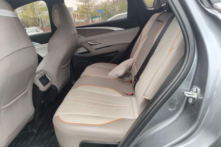 Used BYD Song Pro New Energy 2023 Champion Edition DM-i 71KM Navigation Model Left Rear Seat