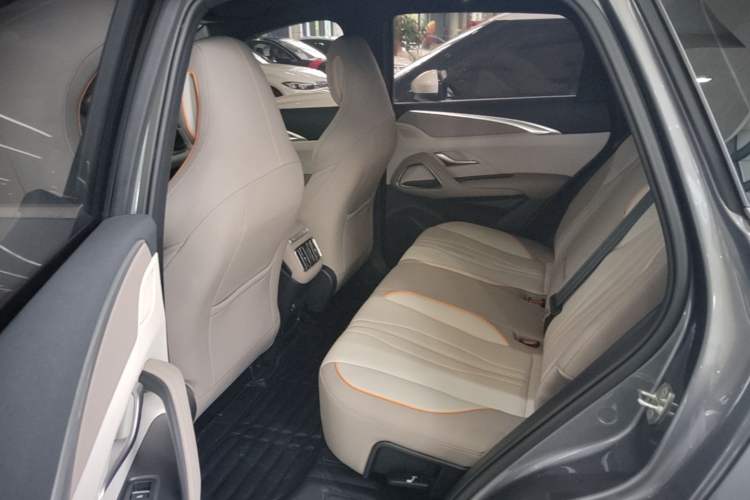 Used BYD Song Pro New Energy 2023 Champion Edition DM-i 71KM Beyond Model Left Rear Seat