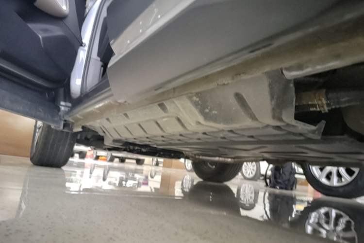 Used BYD Song Pro New Energy 2023 Champion Edition DM-i 71KM Beyond Model Left Side Sill