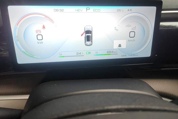 Used BYD Song Pro New Energy 2023 Champion Edition DM-i 110KM Excellence Model Odometer Close Up
