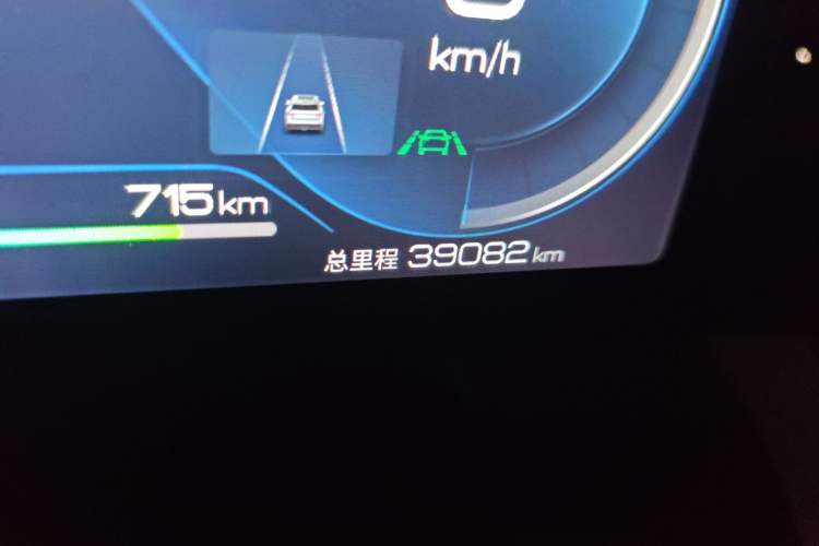 Used BYD Song Pro New Energy 2023 Champion Edition DM-i 110KM Beyond Model Odometer Close Up