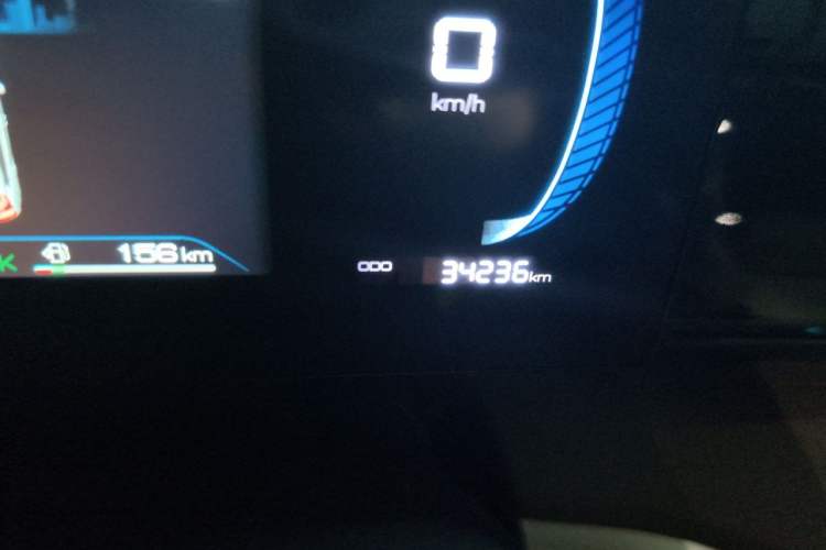 Used BYD Song Pro New Energy 2023 Champion Edition DM-i 71KM Leading Model Odometer Close Up