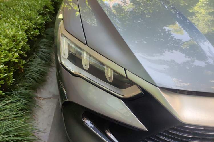 Used BYD Song Pro New Energy 2023 Champion Edition DM-i 110KM Excellence Model Right Front Headlight