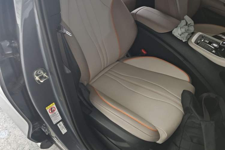 Used BYD Song Pro New Energy 2023 Champion Edition DM-i 110KM Beyond Model Right Front Seat